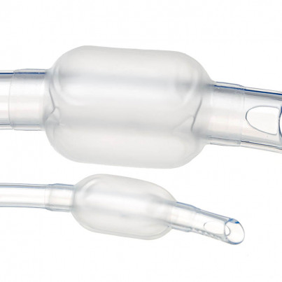 Endotracheal tube oral preformed atraumatic cuff