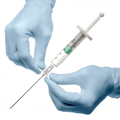 Loss of resistance syringe automatic usage with tuohy needle